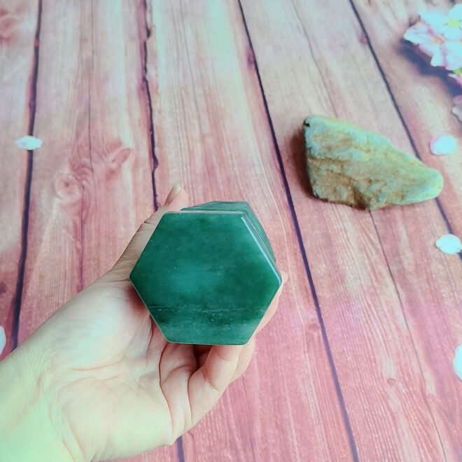 Green Aventurine Scholar’s Pagoda Feng Shui Ornament—Wisdom·Prosperity·Harmony - Image 2