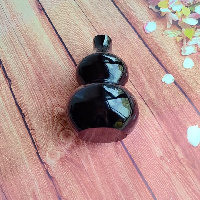 Black Obsidian Gourd Display Piece - Feng Shui Symbol（Protection·Abundance·Harmony） - Image 3