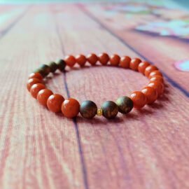 Southern Red Agate with Agarwood & 18K Gold Bracelet – Prosper·Purify·Elevate