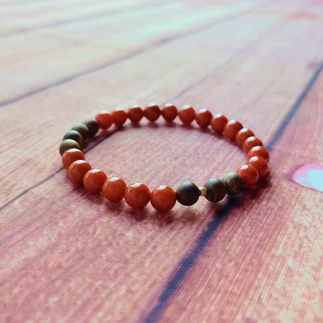 Southern Red Agate with Agarwood & 18K Gold Bracelet - Prosper·Purify·Elevate - Image 3